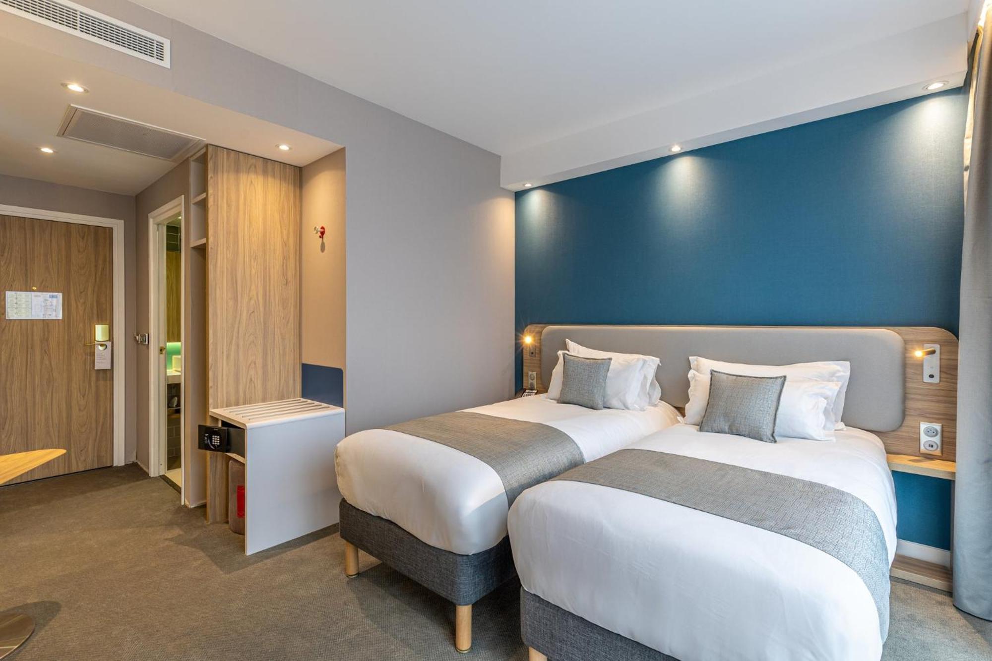 Holiday Inn Express Ajaccio By Ihg Εξωτερικό φωτογραφία
